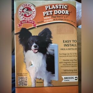 Ideal Pet Products Small Plastic Pet Dog Door Flap Size 5”x7” Terrier Yorkie NIB